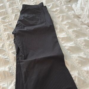 Men’s pinstriped pants